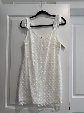 NWT miami White Floral Tie-Shoulder Mini Dress